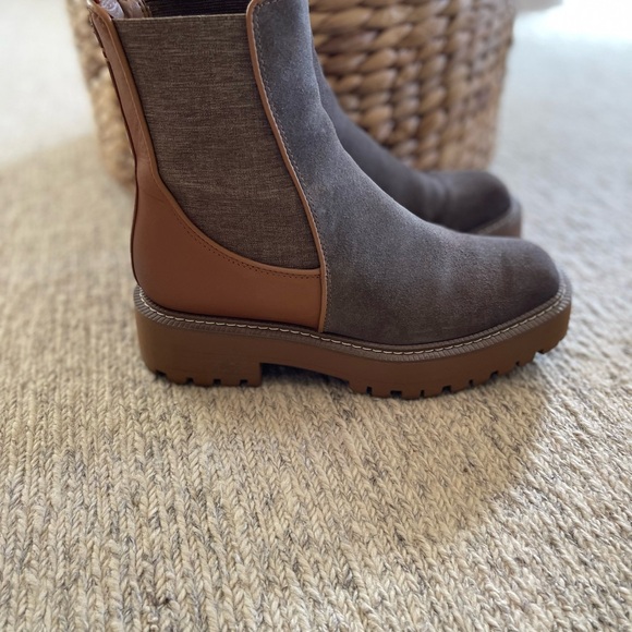 SAM EDELMAN LAGUNA CHELSEA BOOT - Picture 6 of 10